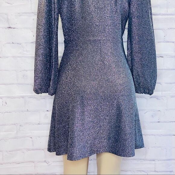Bardot Marlena Silver Metallic Shimmer Long Balloon Sleeve Short Dress size 6 - Picture 4 of 12